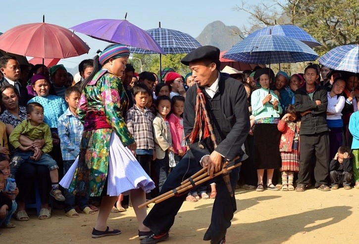 Bảo tồn, khôi phục, phát huy bản sắc văn hóa dân tộc Mông ở Hà Giang