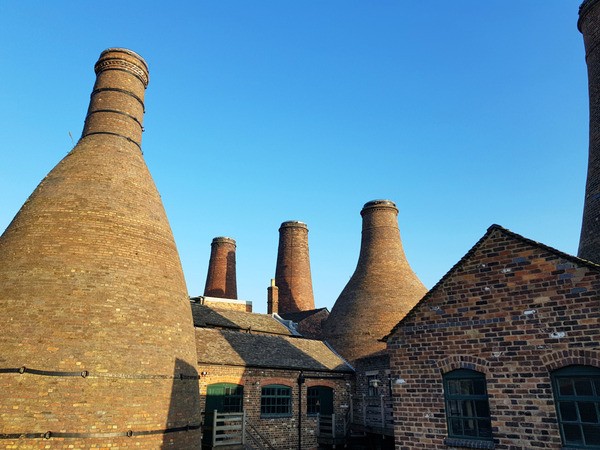 “The Potterie” cái nôi của nghệ thuật gốm sứ Anh “The Potterie” cái nôi của nghệ thuật gốm sứ Anh