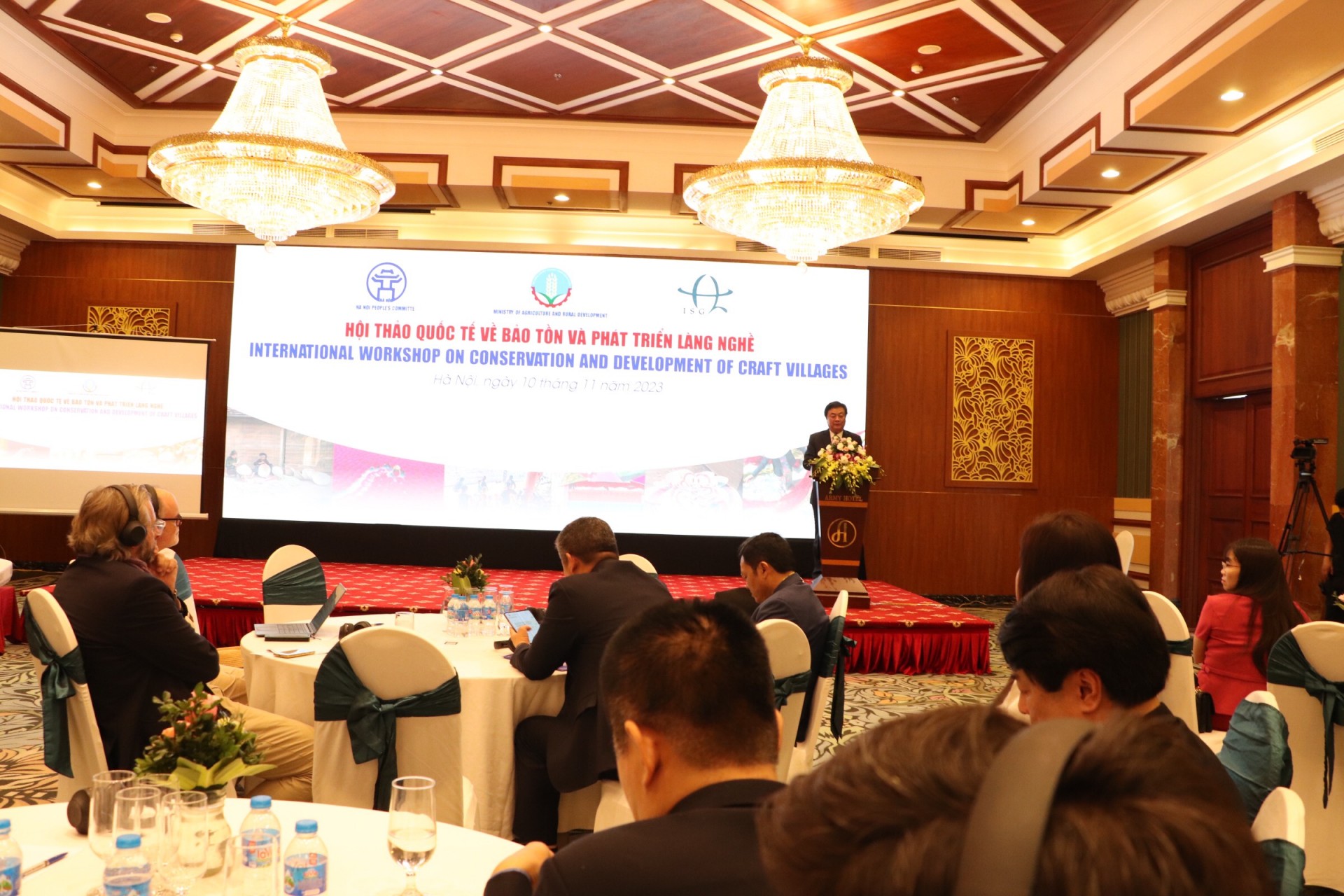 Hội thảo quốc tế Bảo tồn và phát triển làng nghề: Từ kinh nghiệm quốc tế