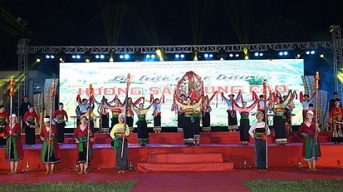 thanh hoa net van hoa dac sac tai le hoi huong sac vung cao