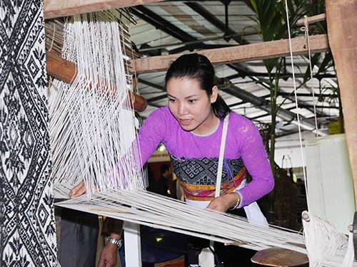 khuyến công Hòa Bình: Thúc đẩy phát triển làng nghề khuyến công Hòa Bình: Thúc đẩy phát triển làng nghề