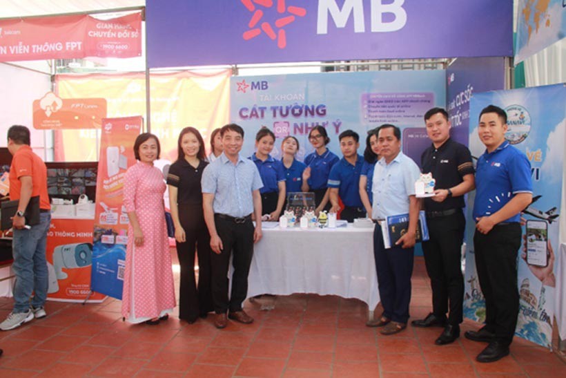 Huyện Gia Lâm (Hà Nội): Xây dựng những miền quê đáng sống Huyện Gia Lâm (Hà Nội): Xây dựng những miền quê đáng sống