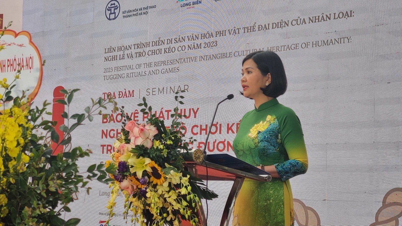 ( Long Biên) Khai mạc triển lãm Chung một sợi dây