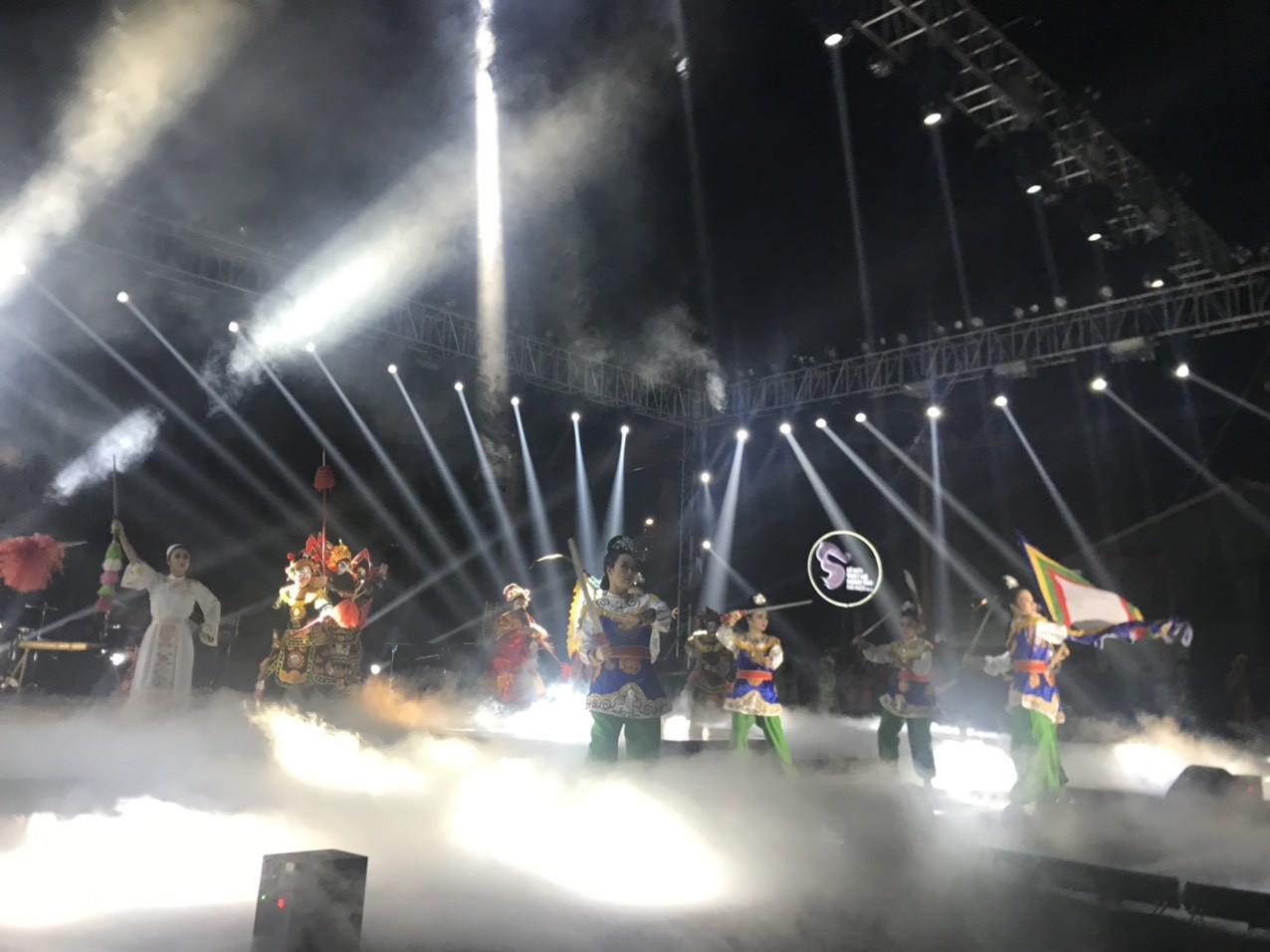 ( Long Biên) Ấn tượng khai mạc Lễ hội Thiết kế sáng tạo Hà Nội năm 2023 ( Long Biên) Ấn tượng khai mạc Lễ hội Thiết kế sáng tạo Hà Nội năm 2023