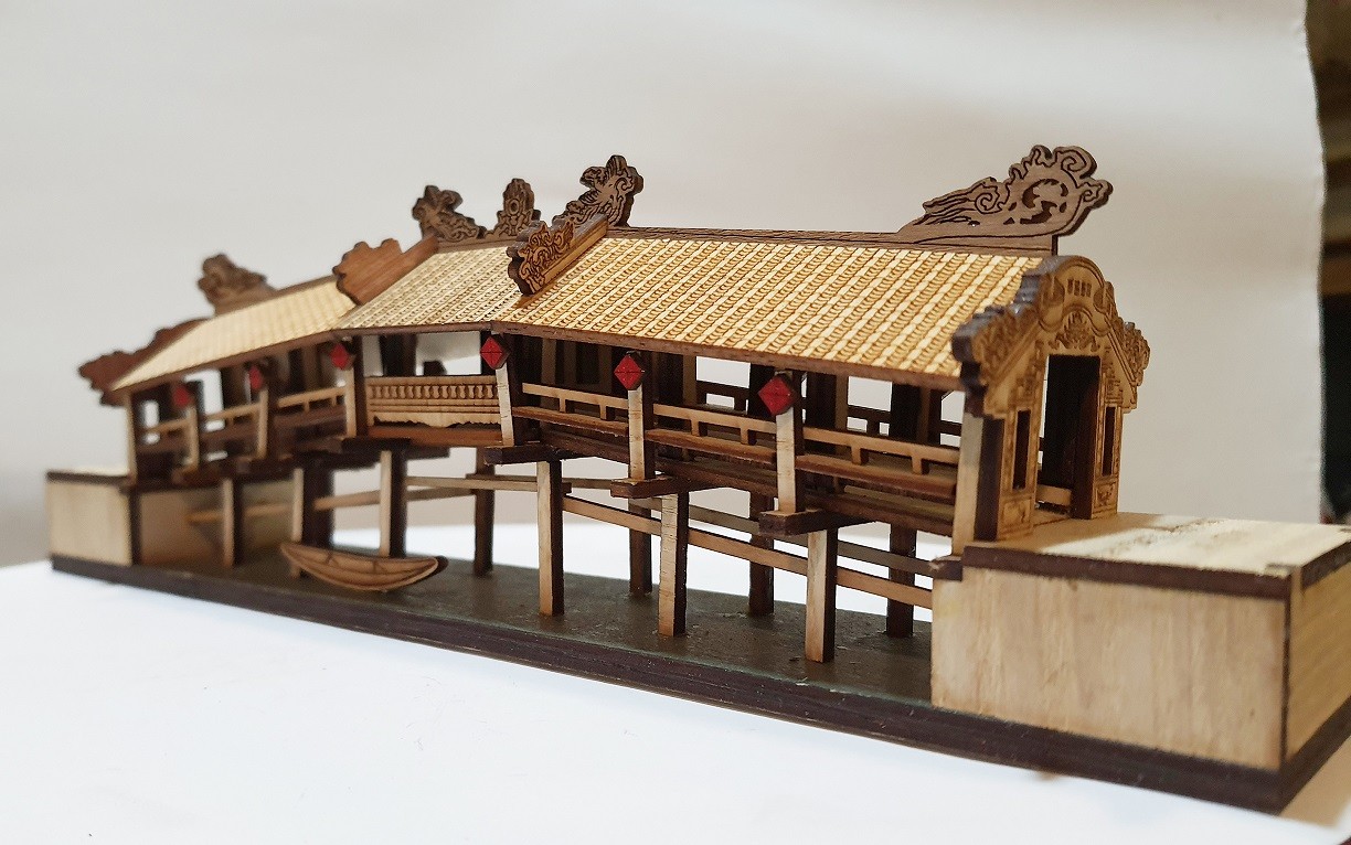 Thành phố Đà Nẵng: Sản phẩm lưu niệm độc đáo từ gỗ