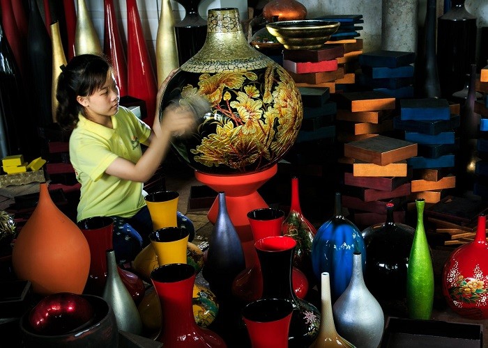 Phát huy, bảo tồn giá trị truyền thống làng nghề sơn mài Tương Bình Hiệp