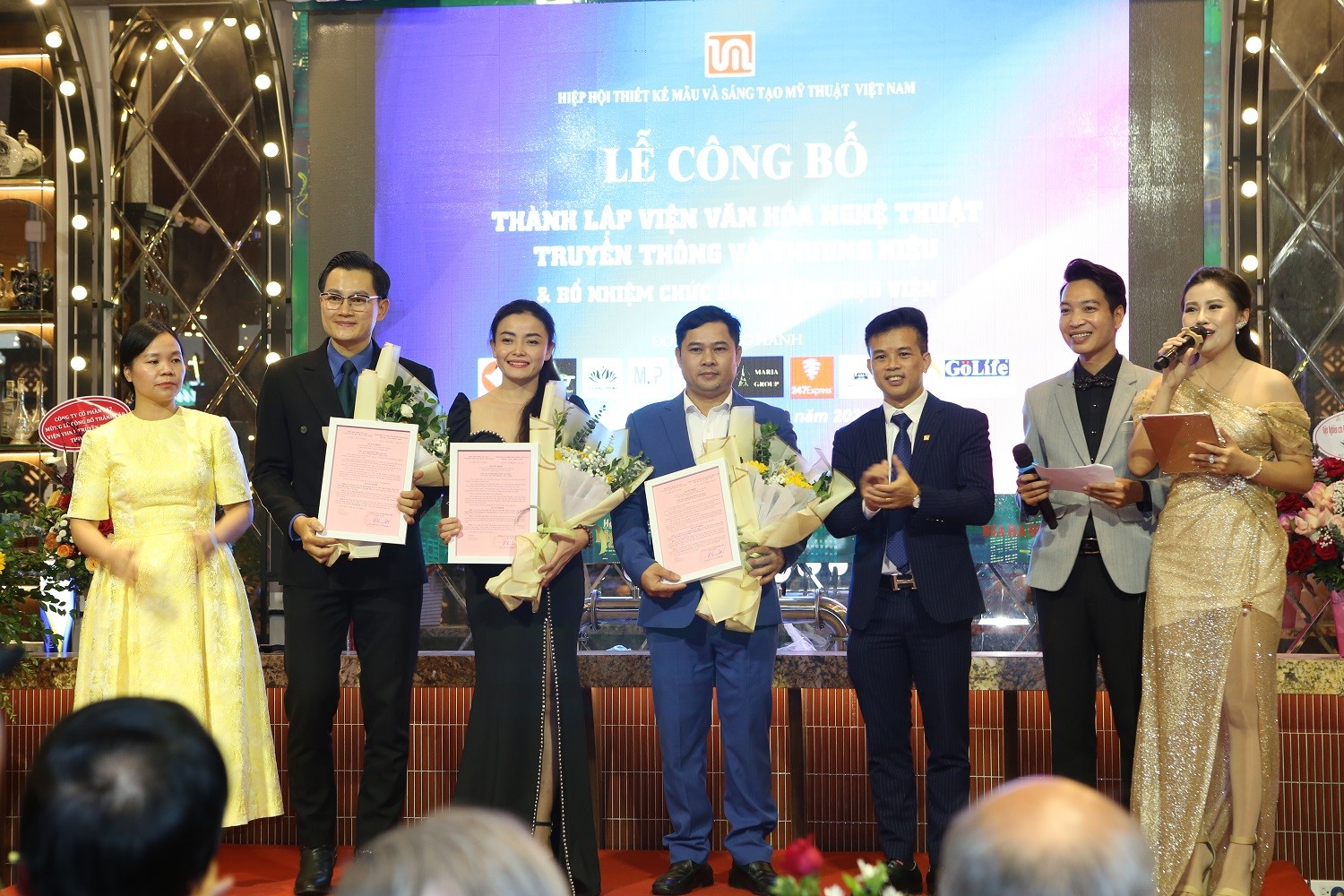 Viện Văn hóa nghệ thuật truyền thông và thương hiệu: “Hứa hẹn sẽ mang lại những thành quả tốt đẹp” Viện Văn hóa nghệ thuật truyền thông và thương hiệu: “Hứa hẹn sẽ mang lại những thành quả tốt đẹp”