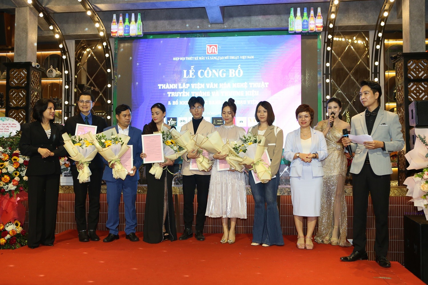Viện Văn hóa nghệ thuật truyền thông và thương hiệu: “Hứa hẹn sẽ mang lại những thành quả tốt đẹp” Viện Văn hóa nghệ thuật truyền thông và thương hiệu: “Hứa hẹn sẽ mang lại những thành quả tốt đẹp”