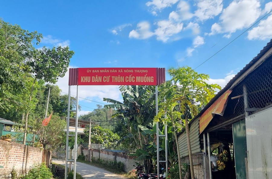 Đường vào khu dân cư thôn Cốc Muổng, xã Nông Thượng luôn sạch đẹp. Đường vào khu dân cư thôn Cốc Muổng, xã Nông Thượng luôn sạch đẹp.