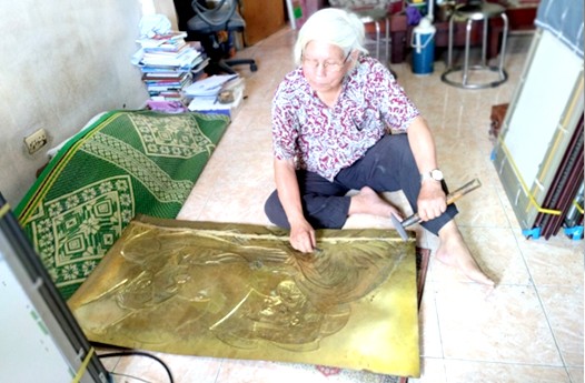 Ông Phạm Xuân Trường và tác phẩm điêu khắc gò đồng “độc bản” Ông Phạm Xuân Trường và tác phẩm điêu khắc gò đồng “độc bản”