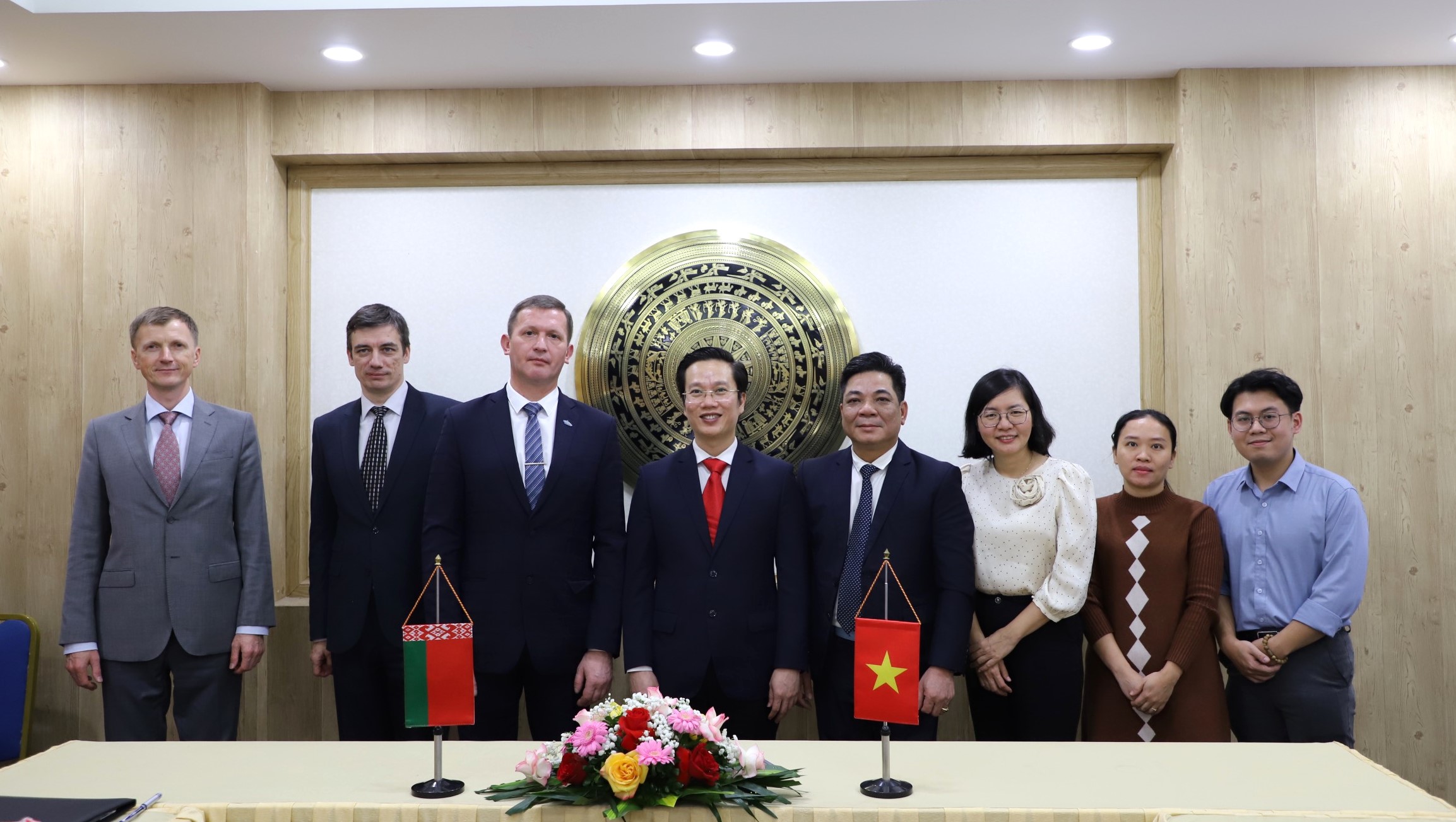 Việc triển khai hiệu quả nội dung của MoU sẽ đẩy mạnh quan hệ hợp t&amp;aacute;c giữa hai nước Việt Nam v&amp;agrave; Belarus. &amp;nbsp;