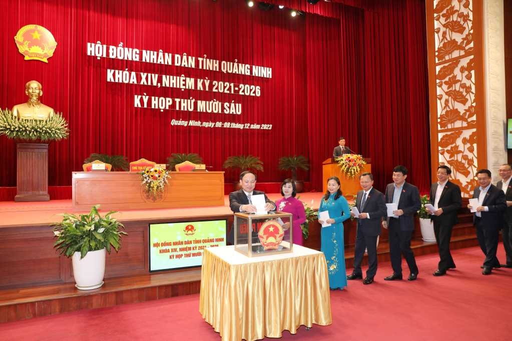 Bổ nhiệm đồng chí Cao Tường Huy giữ chức Chủ tịch UBND tỉnh Quảng Ninh