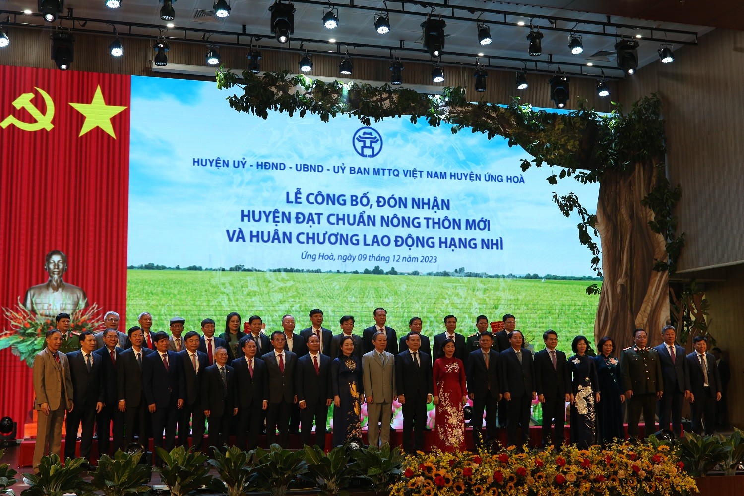 Huyện Ứng Hoà (Hà Nội): Đón nhận huyện đạt chuẩn Nông thôn mới và Huân chương Lao động hạng Nhì