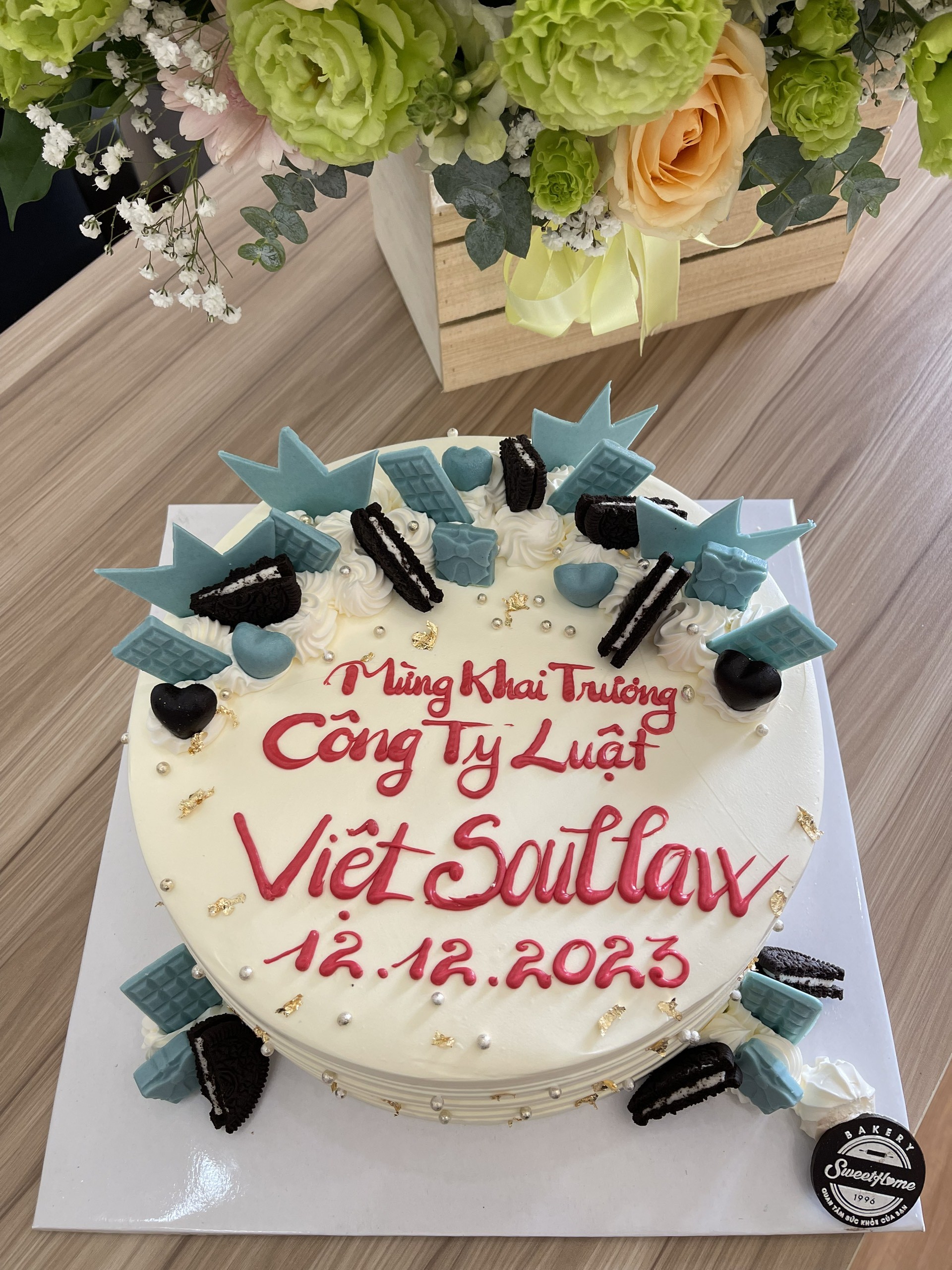 Những phần quà, hoa và lời chúc ý nghĩa dành cho Việt Soul Law nhân dịp khai trương