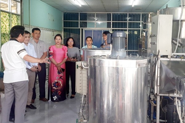 Máy được đầu tư tại Cơ sở mật ong KT Honey Bee Máy được đầu tư tại Cơ sở mật ong KT Honey Bee