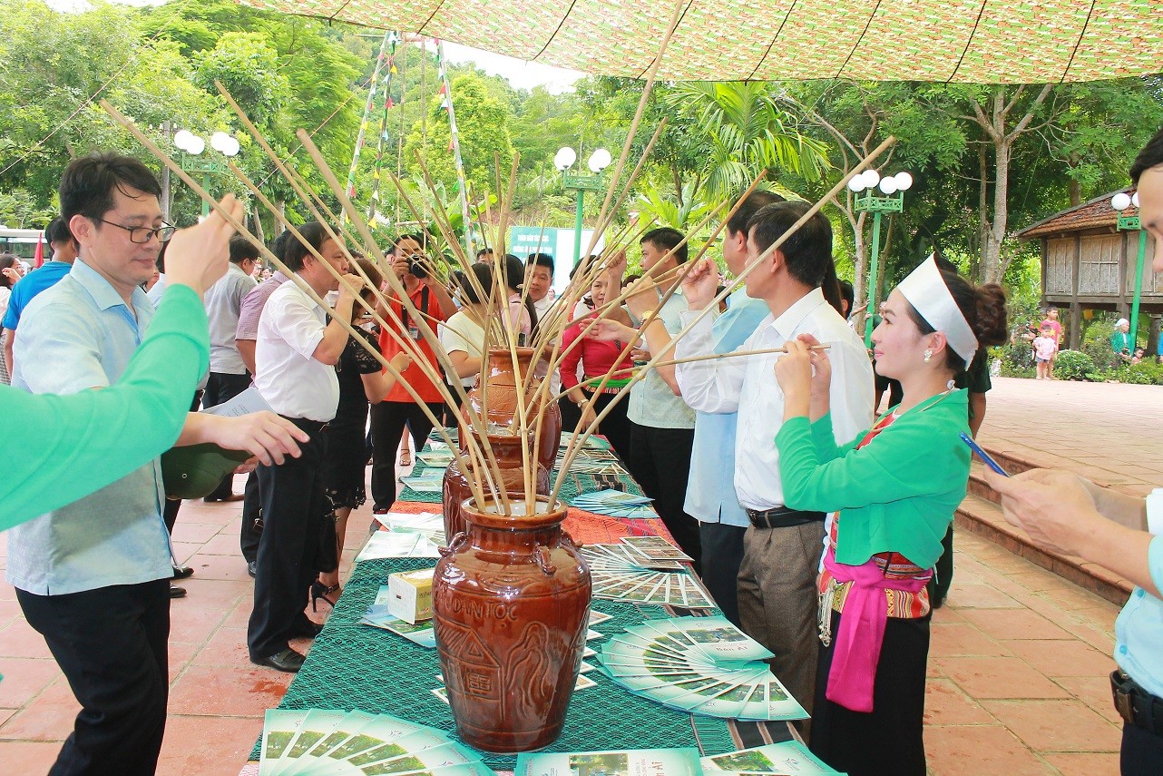 Làng nghề thời Văn Lang
