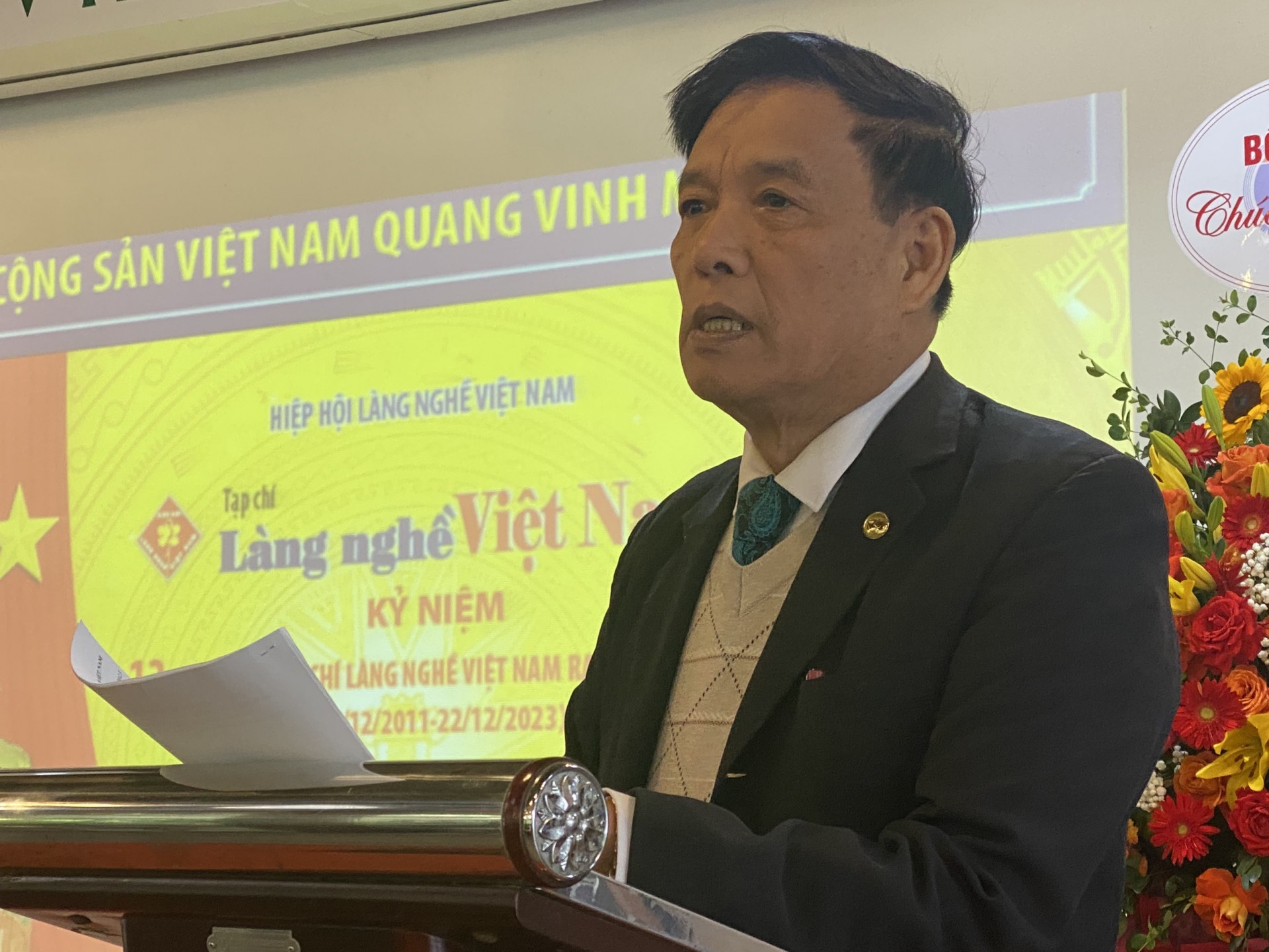 Tạp chí Làng nghề Việt Nam kỷ niệm 12 năm thành lập Tạp chí Làng nghề Việt Nam kỷ niệm 12 năm thành lập