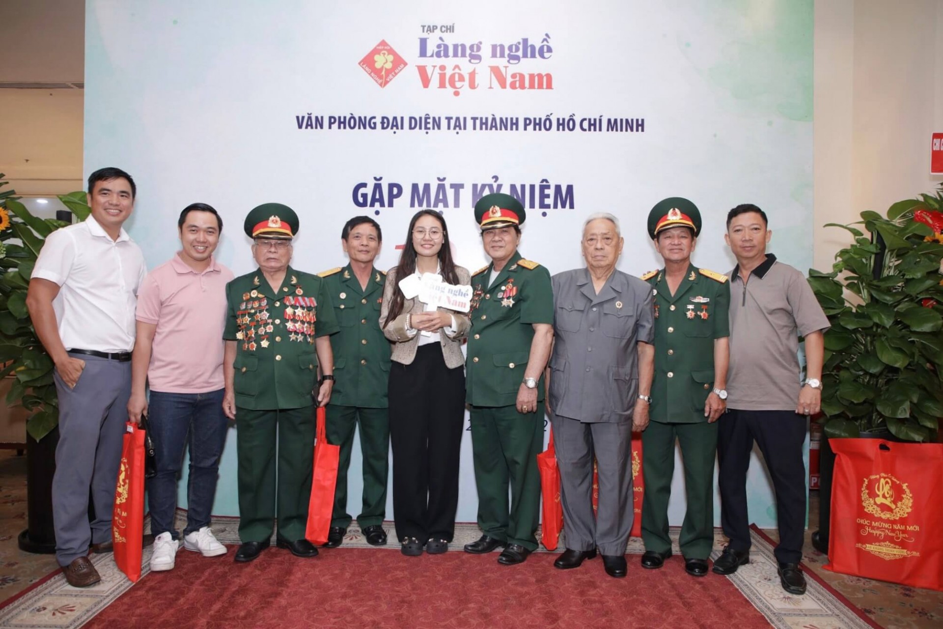 VPĐD tại TP. HCM - Tạp chí Làng nghề Việt Nam kỷ niệm 12 năm ra mắt số đầu tiên