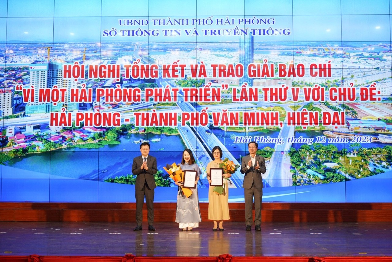 Hải Phòng tổng kết và trao giải Báo chí “Vì một Hải Phòng phát triển” lần thứ V Hải Phòng tổng kết và trao giải Báo chí “Vì một Hải Phòng phát triển” lần thứ V