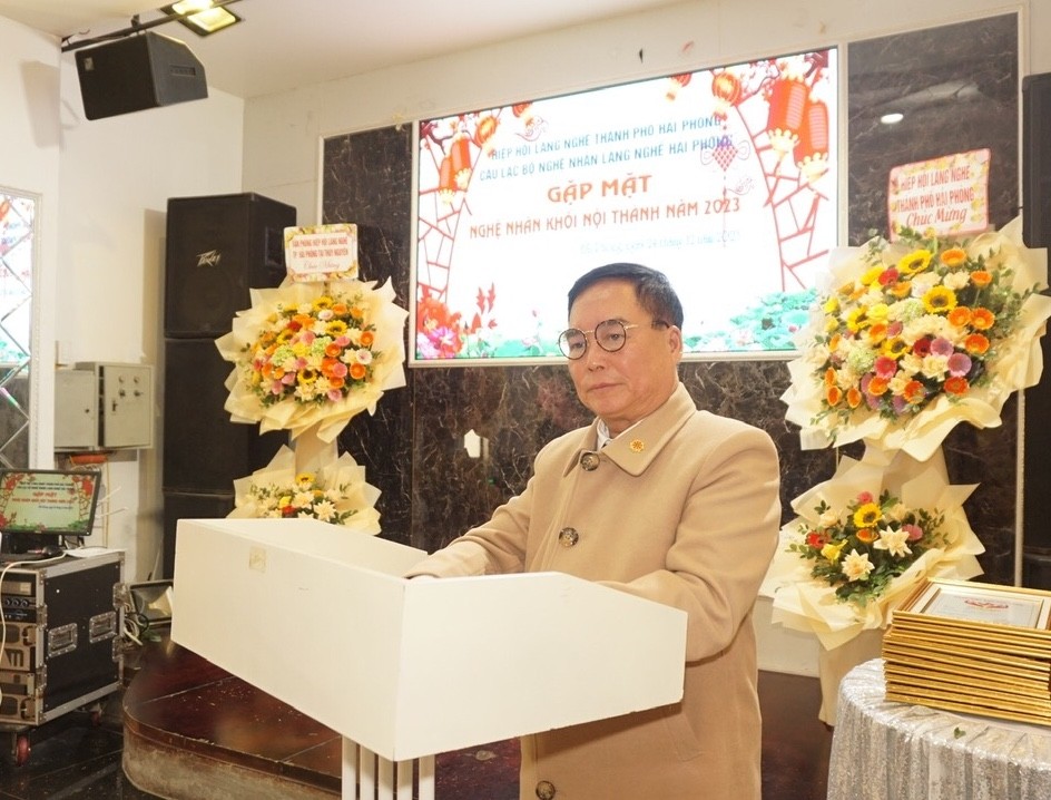 Hiệp hội Làng nghề Hải Phòng trao 26 bằng nghệ nhân làng nghề và 22 danh hiệu bàn tay vàng cho các Nghệ nhân năm 2023