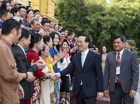 Chủ tịch nước: Phải đưa văn hóa trở thành hồn cốt của các sản phẩm làng nghề