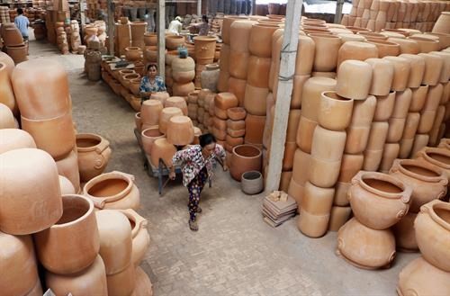 Gốm đỏ Vĩnh Long - nét đặc trưng riêng Gốm đỏ Vĩnh Long - nét đặc trưng riêng