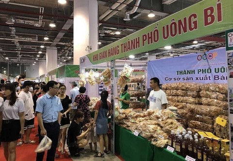 sap dien ra hoi cho ocop quang ninh xuan 2024