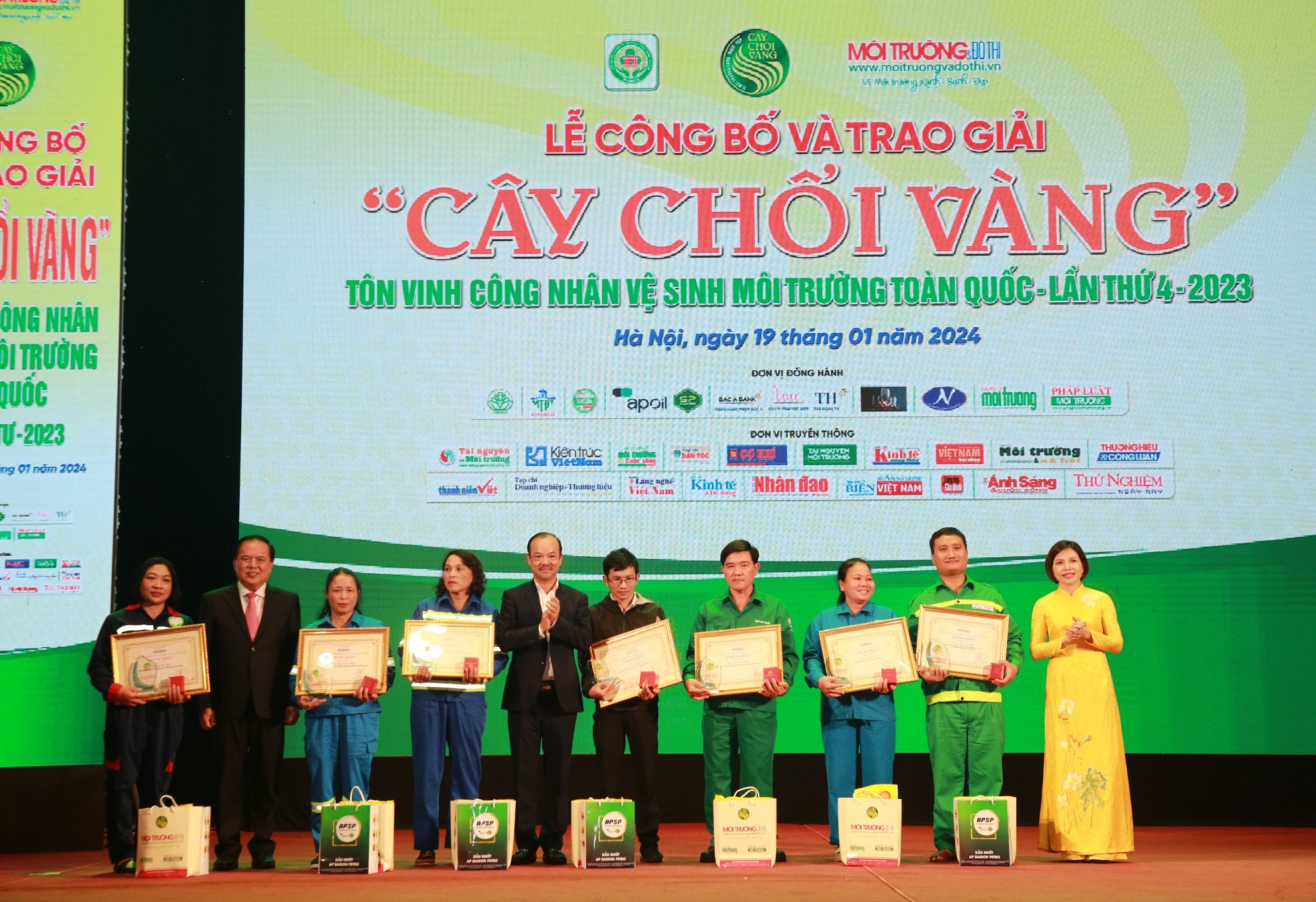 Lễ trao giải Cây chổi vàng - Tôn vinh công nhân vệ sinh môi trường lần thứ 4 - 2023