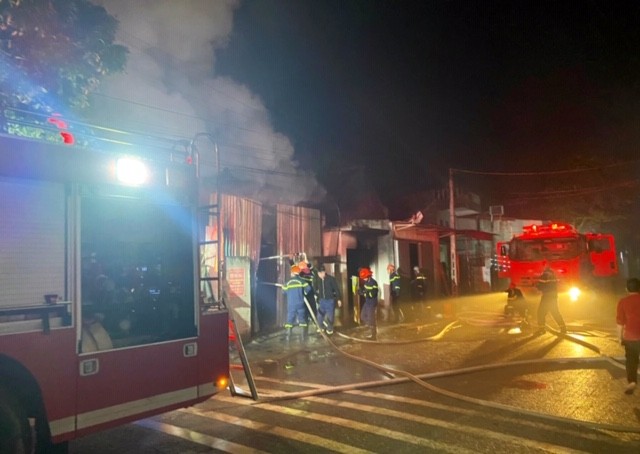 Vụ hỏa hoạn xảy ra tại huyện Vĩnh Bảo thành phố Hải Phòng làm ba người tử vong Vụ hỏa hoạn xảy ra tại huyện Vĩnh Bảo thành phố Hải Phòng làm ba người tử vong