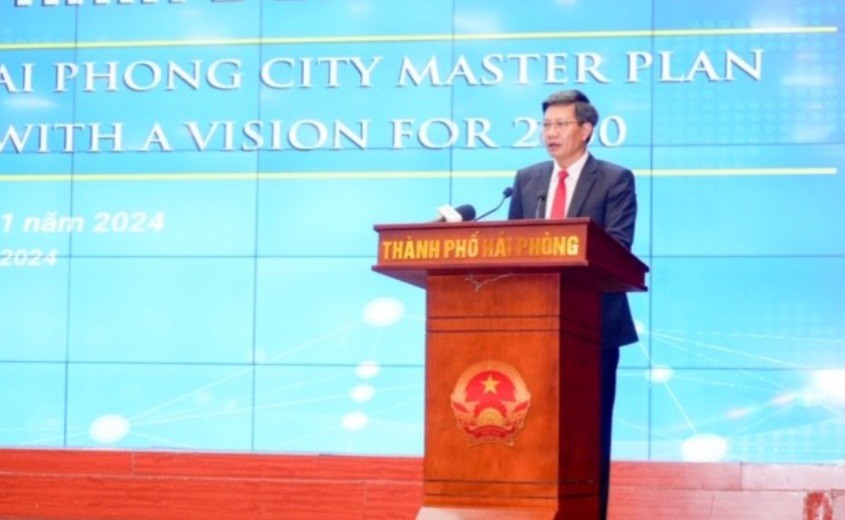 Phó Chủ tịch Thường trực UBND thành phố Hải Phòng phát biểu khai mạc buổi lễ Phó Chủ tịch Thường trực UBND thành phố Hải Phòng phát biểu khai mạc buổi lễ