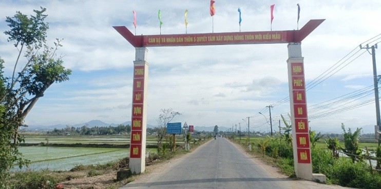 Xuân về nhớ quê hương