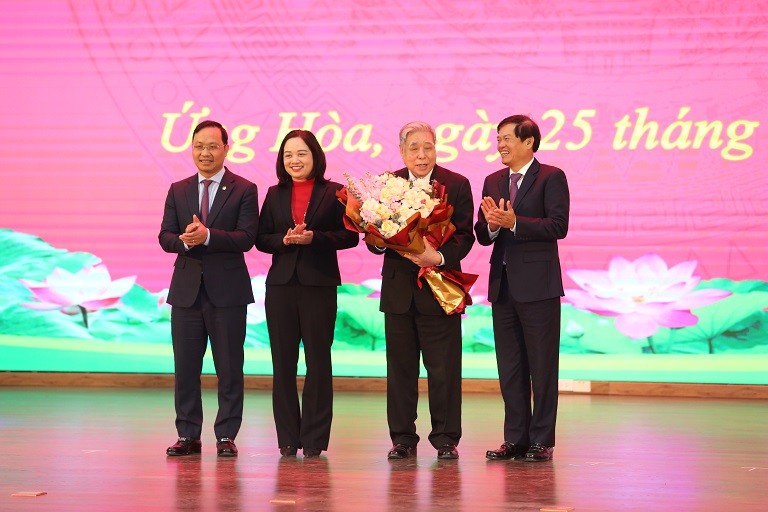 Huyện Ứng Hòa (Hà Nội): Tổ chức gặp mặt Hội đồng hương Ứng Hòa xuân Giáp Thìn 2024 Huyện Ứng Hòa (Hà Nội): Tổ chức gặp mặt Hội đồng hương Ứng Hòa xuân Giáp Thìn 2024