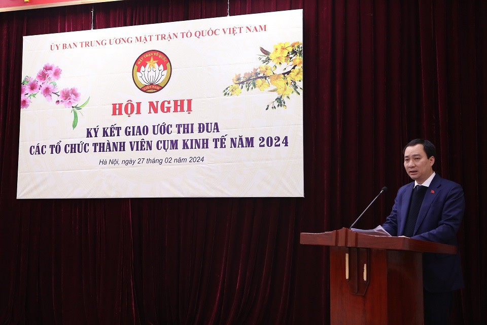 Cụm thi đua lĩnh vực kinh tế triển khai kế hoạch công tác và ký kết giao ước thi đua năm 2024 Cụm thi đua lĩnh vực kinh tế triển khai kế hoạch công tác và ký kết giao ước thi đua năm 2024