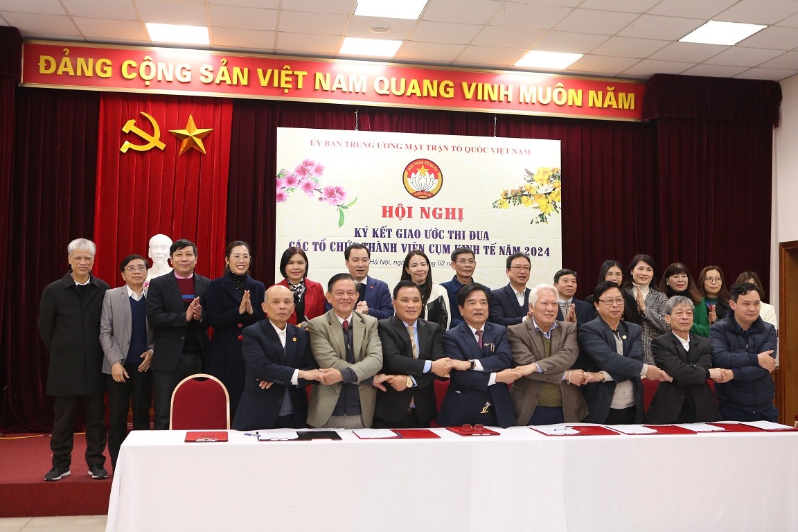 Cụm thi đua lĩnh vực kinh tế triển khai kế hoạch công tác và ký kết giao ước thi đua năm 2024 Cụm thi đua lĩnh vực kinh tế triển khai kế hoạch công tác và ký kết giao ước thi đua năm 2024