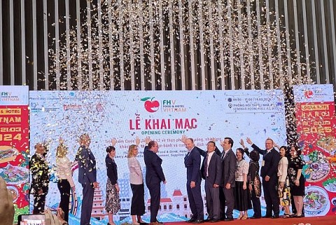 hon 300 doanh nghiep tham gia trien lam quoc te food hotel vietnam 2024