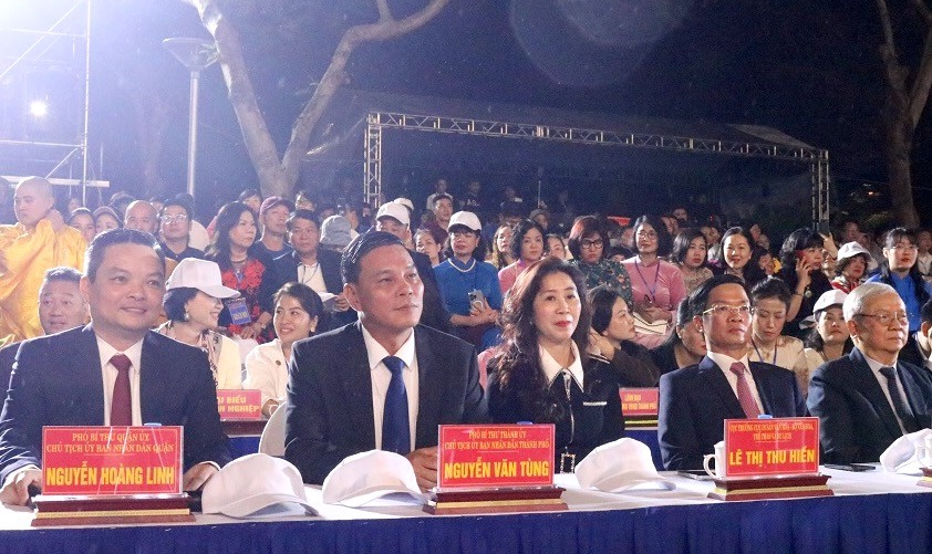 Lễ hội truyền thống Nữ tướng Lê Chân - Di sản văn hóa phi vật thể quốc gia. Lễ hội truyền thống Nữ tướng Lê Chân - Di sản văn hóa phi vật thể quốc gia.