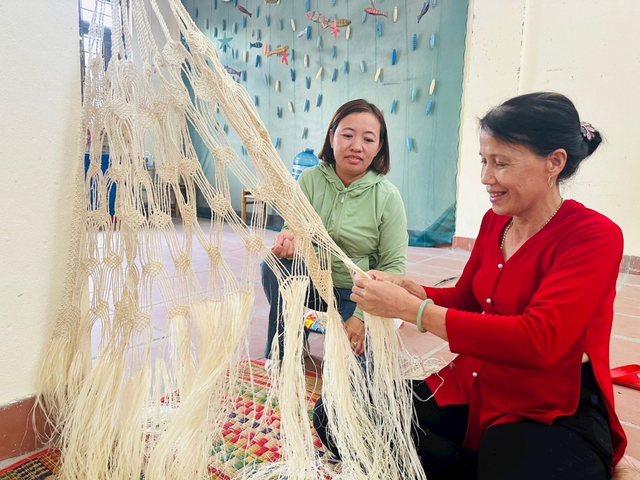 Nghề đan võng ngô đồng