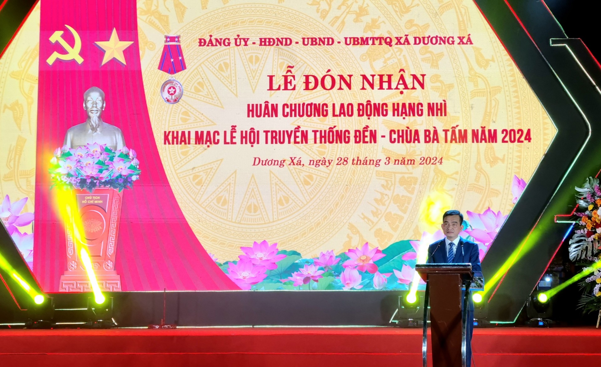 Xã Dương Xá tổ chức Lễ đón nhận Huân chương Lao động hạng Nhì và khai mạc Lễ hội truyền thống Đền - Chùa Bà Tấm 2024