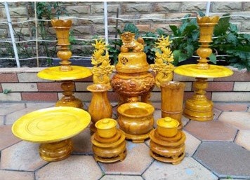 Bộ đồ thờ 9 món gỗ mít, Số 9 là con số may mắn. Số 9 là “cửu” trong “vĩnh cửu” hàm ý mang lại  sự trường tồn, thịnh vượng mãi mãi Bộ đồ thờ 9 món gỗ mít, Số 9 là con số may mắn. Số 9 là “cửu” trong “vĩnh cửu” hàm ý mang lại  sự trường tồn, thịnh vượng mãi mãi