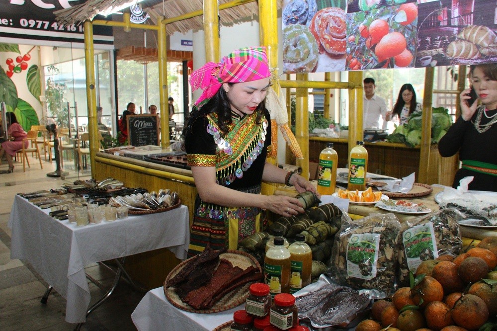 Nâng tầm nông sản Việt thông qua các sàn thương mại điện tử đặc biệt TikTok Nâng tầm nông sản Việt thông qua các sàn thương mại điện tử đặc biệt TikTok