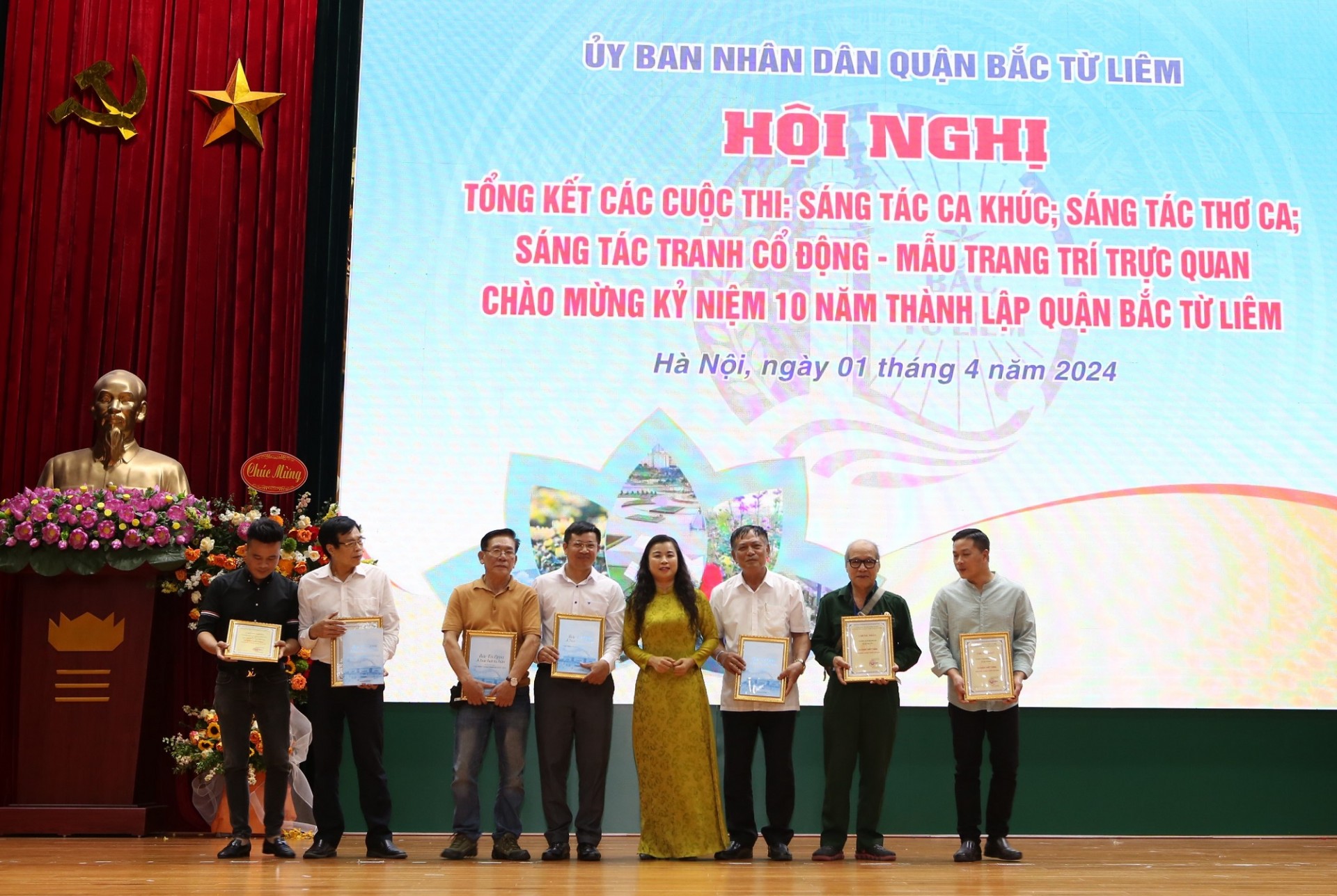 Tổng kết trao giải các cuộc thi trong dịp kỷ niệm 10 năm thành lập quận Bắc Từ Liêm Tổng kết trao giải các cuộc thi trong dịp kỷ niệm 10 năm thành lập quận Bắc Từ Liêm