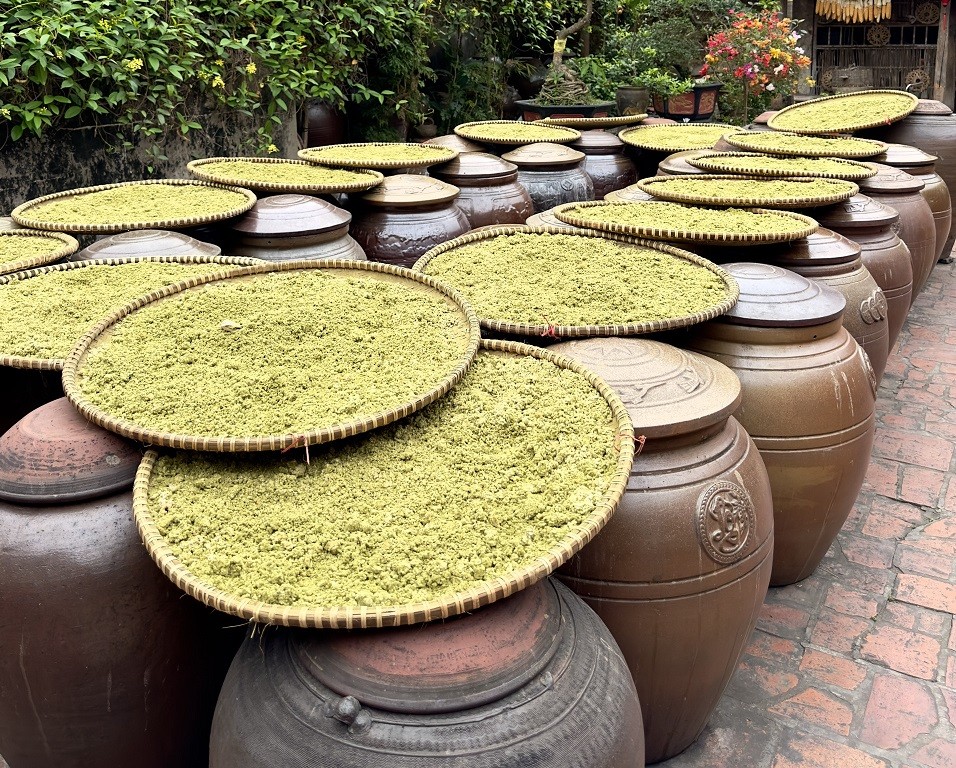 Độc đáo làng nghề làm tương Mông Phụ Độc đáo làng nghề làm tương Mông Phụ