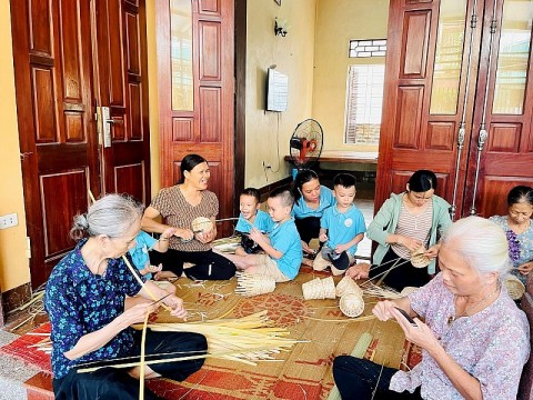 trao bang cong nhan 15 lang nghe lang nghe truyen thong ha noi