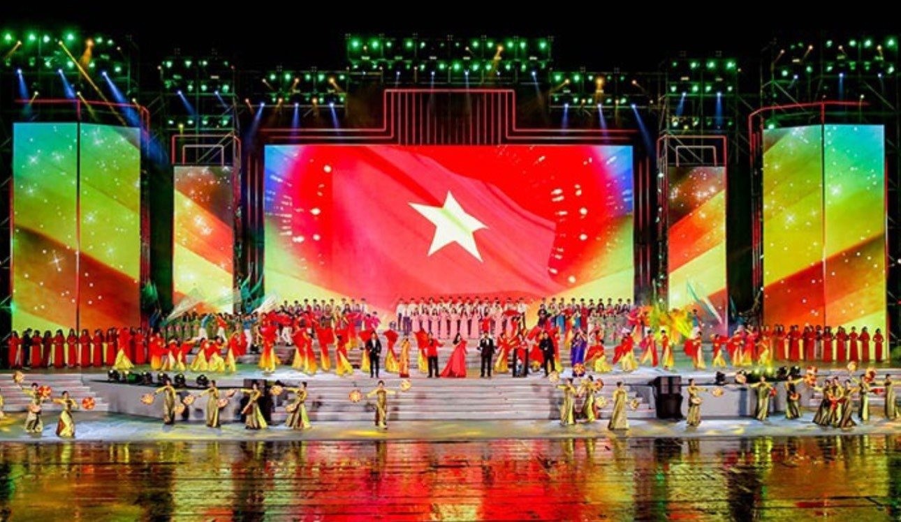 Chương trình nghệ thuật  có sự góp mặt nhiều nghệ sỹ gạo cộ