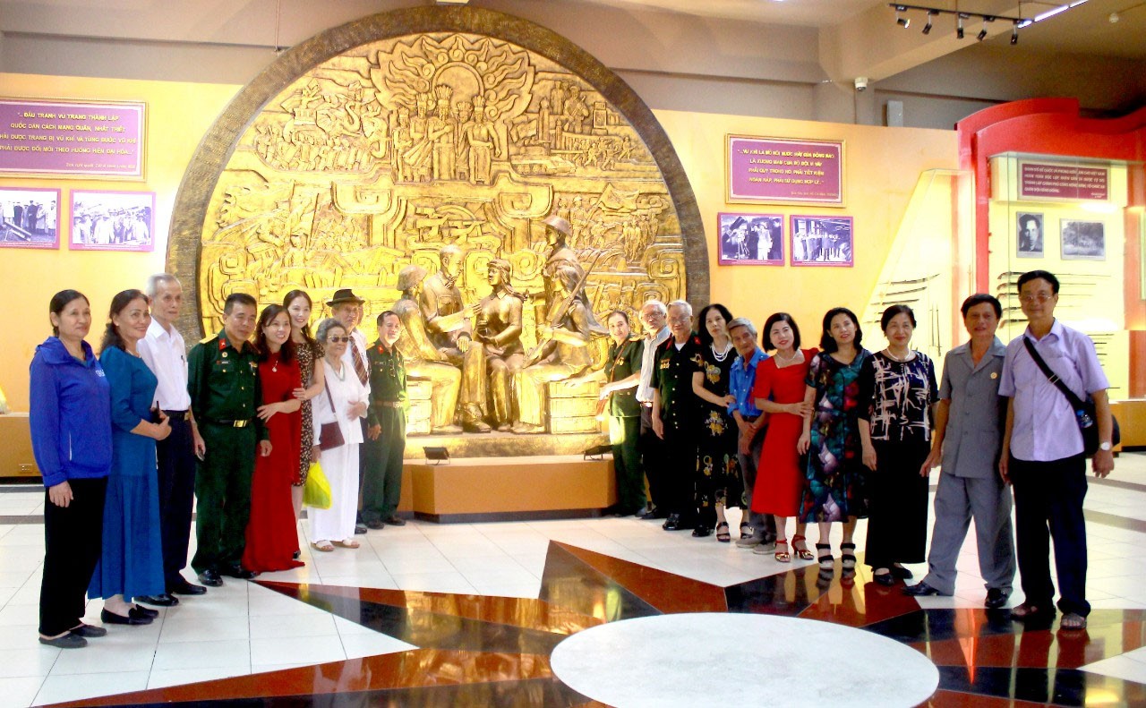 Chi hội khoa học lịch sử quân sự thành phố Hải Phòng - Đóng góp tích cực cho sự phát triển của thành phố Cảng