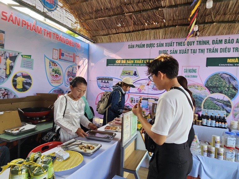 Bình Định: Tuy Phước tổ chức Phiên chợ giới thiệu sản phẩm OCOP Bình Định: Tuy Phước tổ chức Phiên chợ giới thiệu sản phẩm OCOP