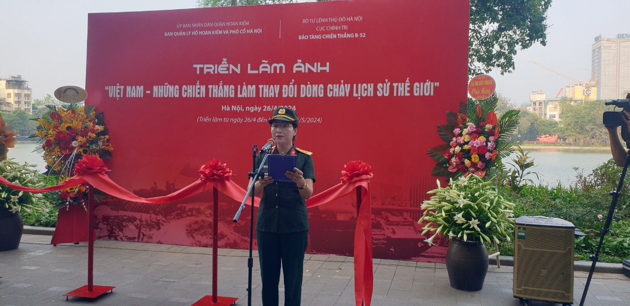 Ấn tượng triển lãm ảnh 'Việt Nam - những chiến thắng làm thay đổi dòng chảy lịch sử Thế giới' Ấn tượng triển lãm ảnh 'Việt Nam - những chiến thắng làm thay đổi dòng chảy lịch sử Thế giới'