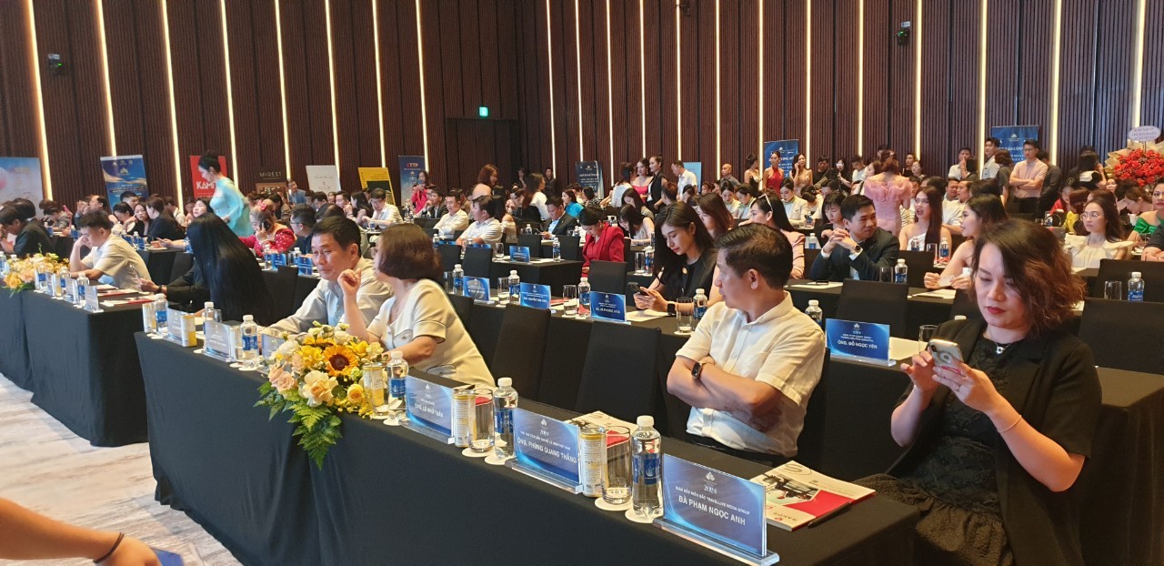 Khởi động cuộc thi Hoa hậu Du lịch Việt Nam 2024 Khởi động cuộc thi Hoa hậu Du lịch Việt Nam 2024