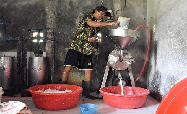 Làng nghề truyền thống bún tươi Vân Cù