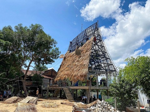 Kon Tum: Bảo tồn, khôi phục nhà Rông truyền thống